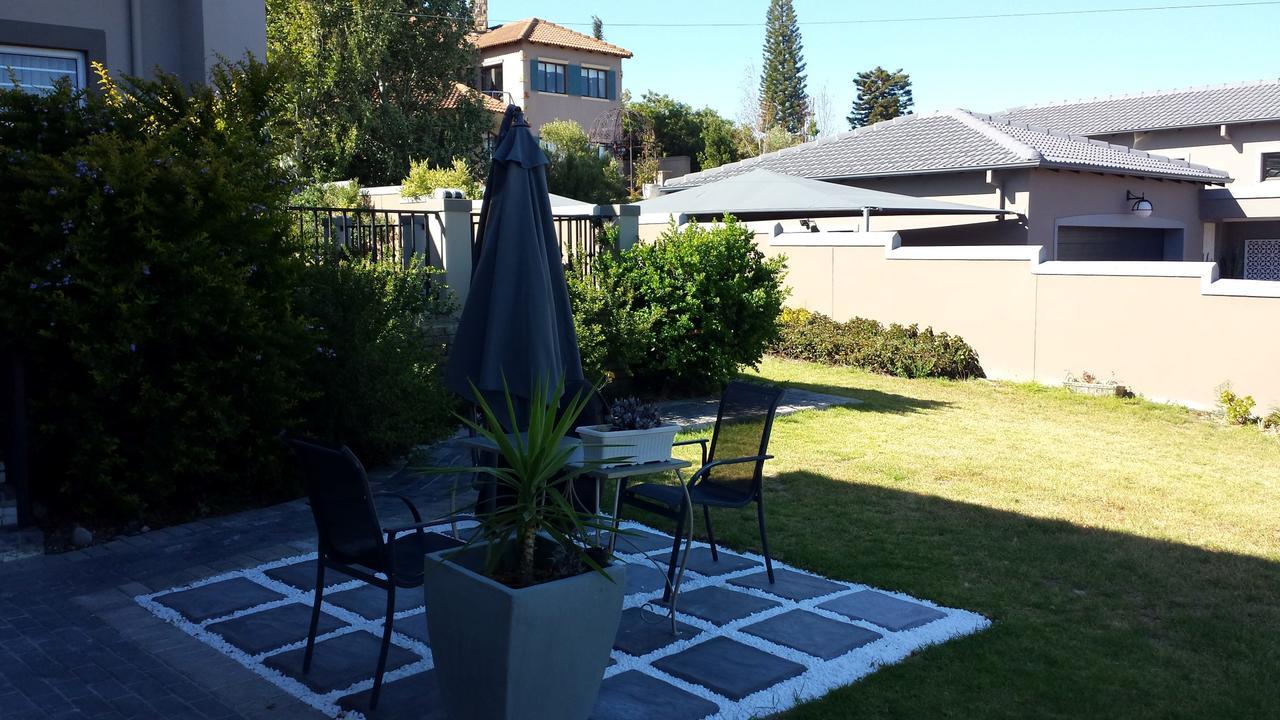 29 Carissa Street Leilighet Somerset West Eksteriør bilde
